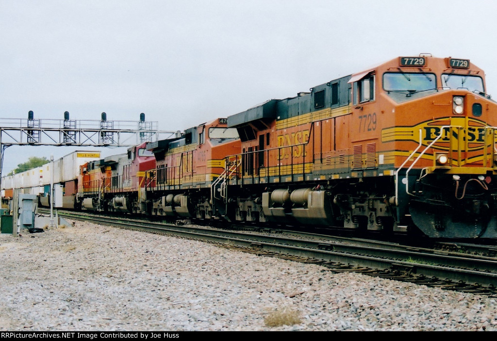 BNSF 7729 West